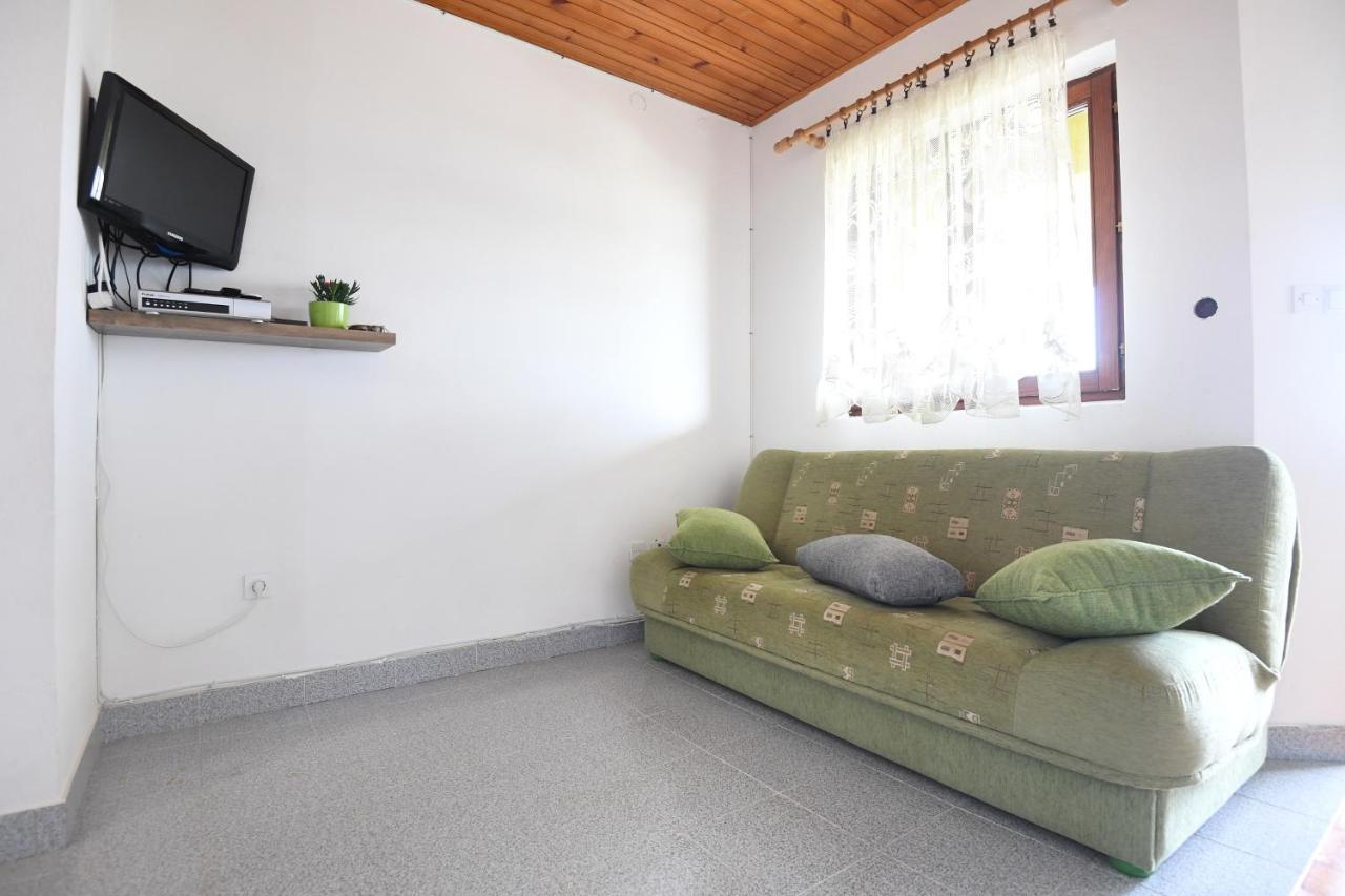 Apartmani Erna Pašman Buitenkant foto